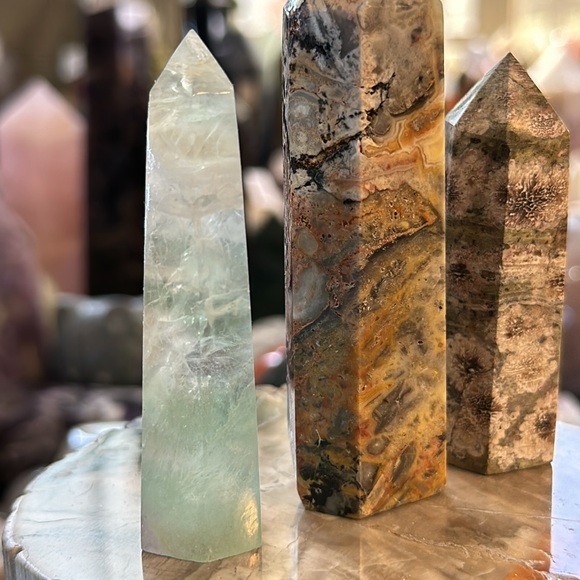 3 Points! Rhyolite. Crazy Lace Agate. Green Fluorite. - Picture 6 of 9